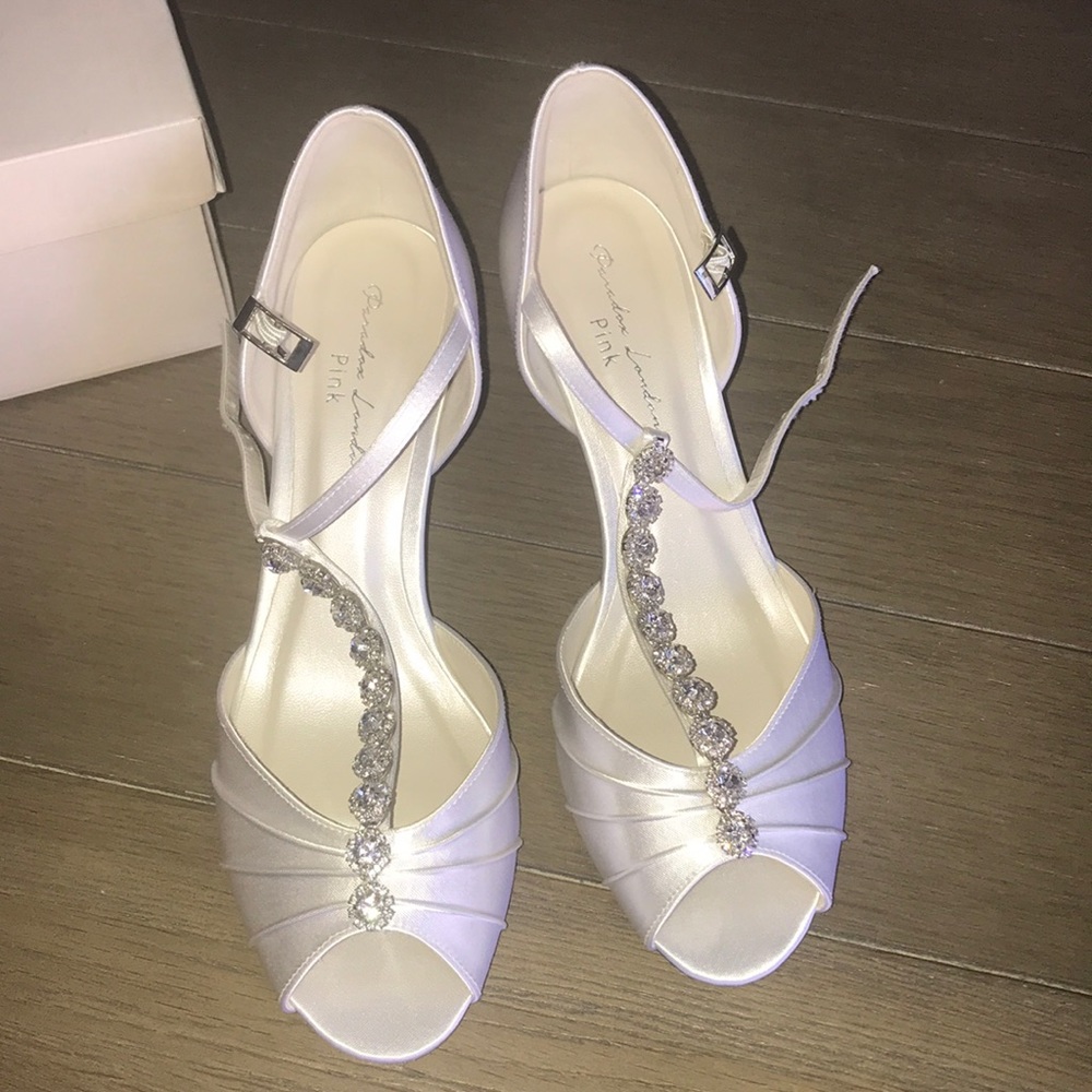 white satan heel